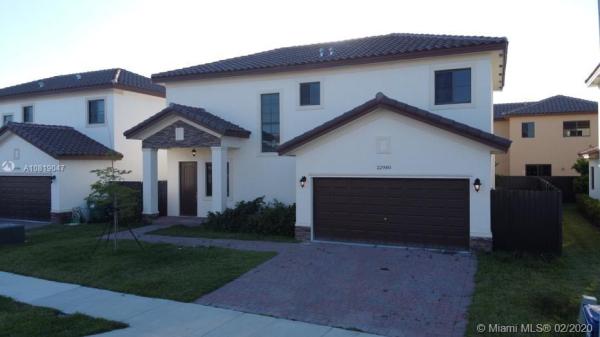 Bailes Commons, 22980 SW 114th Path, Princeton, Florida 33170, image 2