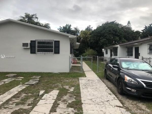 Pinewood Park, 712 NW 108th St, Pinewood, Florida 33168, image 2