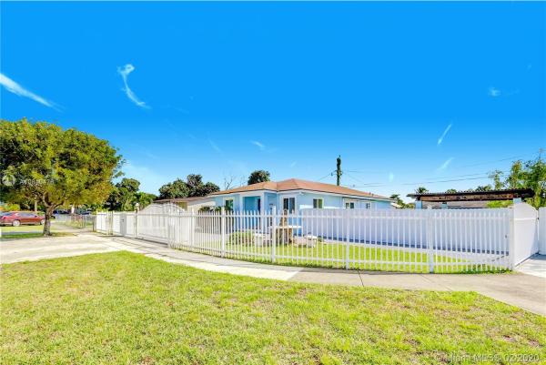 Pine Tree Park, 2990 NW 159th St, Miami Gardens, Florida 33054, image 2