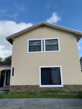 California Mansions, 2401 SW 113th Ct, University Park, Florida 33165, image 2