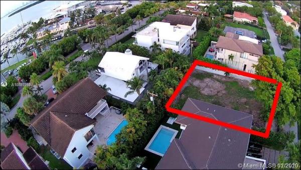 Tropical Isle Homes, 245 Buttonwood Dr, Key Biscayne, Florida 33149, image 2