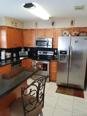 Lakeview Townhomes, 8332 SW 23rd Ct, Miramar, Florida 33025, image 2
