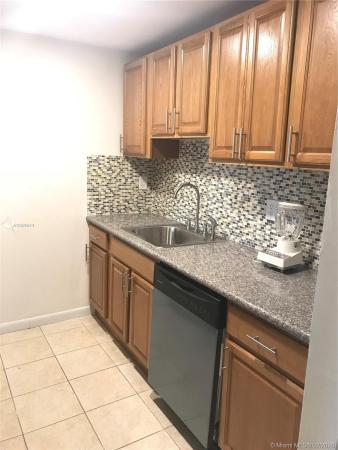 Promenade At Kendale Lakes, 14601 N Kendall Dr #404K, Kendale Lakes, Florida 33186, image 2