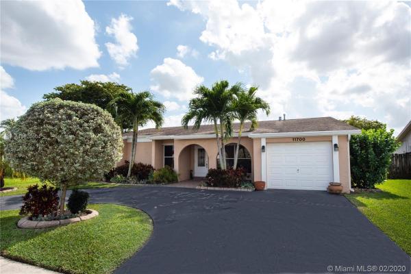 Windward Isle, 11700 NW 37th St, Sunrise, Florida 33323, image 2
