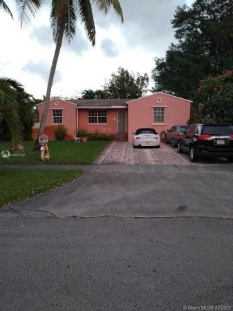 Country Club Estates, 201 Minola Dr, Miami Springs, Florida 33166, image 2