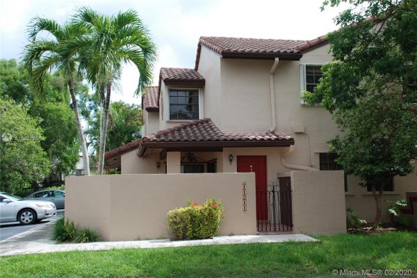 Courtyards In The Crossings, 11211 SW 132nd Ct, The Crossings, Florida 33186, image 2
