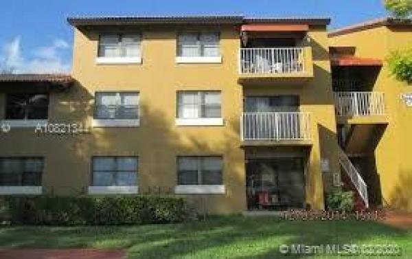 The Courts At Kendall, 15530 SW 80th St #C-209, Kendall West, Florida 33193, image 1