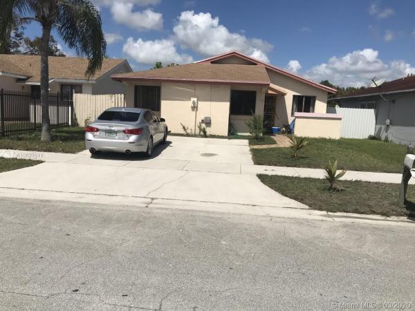 South Miami Lakes, 12329 SW 198th St, South Miami Heights, Florida 33177, image 2