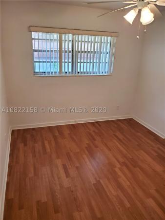 Judy Manors, 110 NE 170th St, North Miami Beach, Florida 33162, image 3
