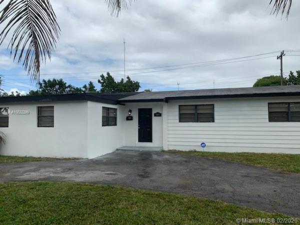 Sierra Mirada, 345 NW 193rd St, Miami Gardens, Florida 33169, image 2