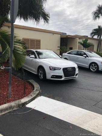 Loch Lomond West, 6900 Crown Gate Dr, Miami Lakes, Florida 33014, image 2