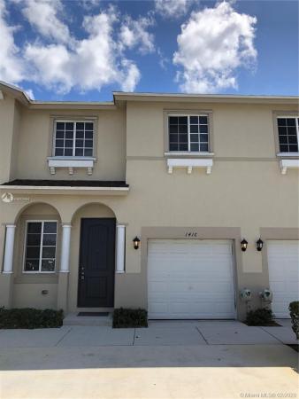 Walden Townhomes, 1416 NW 214th Ter, Miami Gardens, Florida 33169, image 2