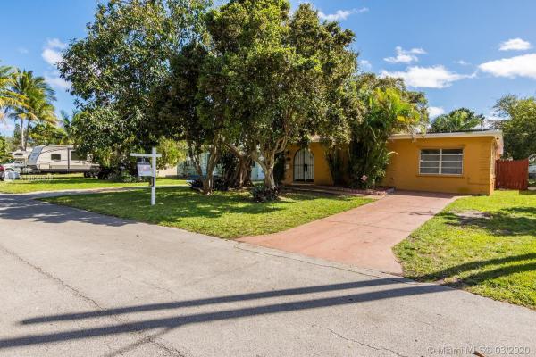 Oak Ridge Park, 2630 Mckinley St, Hollywood, Florida 33020, image 2