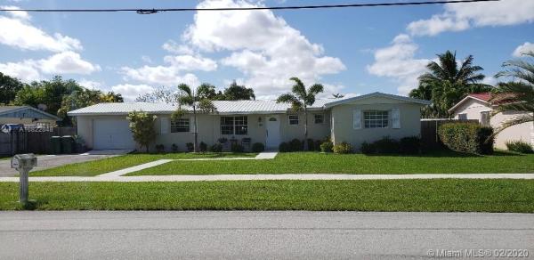 Pine Manor, 1804 NW 2nd Ave, Homestead, Florida 33030, image 2