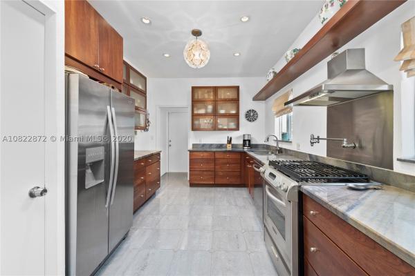 Lake View, 575 Lakeview Dr, Miami Beach, Florida 33140, image 3