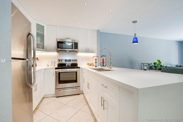 Puerta Del Sol, 9972 N Kendall Dr #1106, Kendall, Florida 33176, image 2