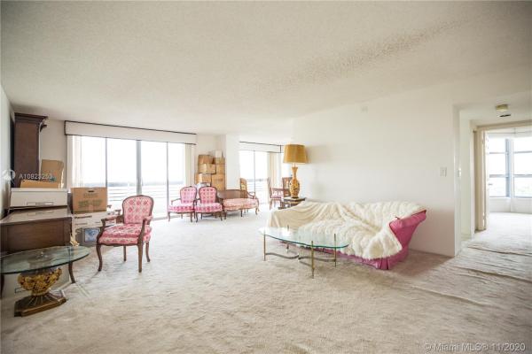 Mystic Pointe Tower 500, 3530 Mystic Pointe Dr #1009, Aventura, Florida 33180, image 2