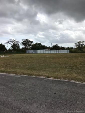 Dixie Pines, 12220 SW 219th St, Goulds, Florida 33170, image 2