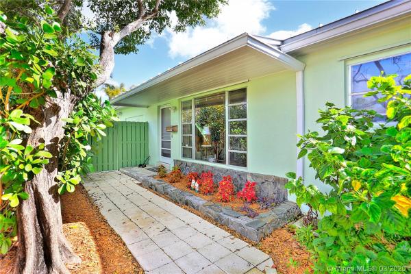 Merion Park Manor, 7450 SW 65th Ct, South Miami, Florida 33143, image 2