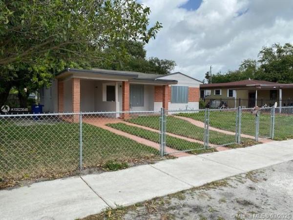 Stephens Manor, 1041 NW 74th St, Gladeview, Florida 33150, image 2