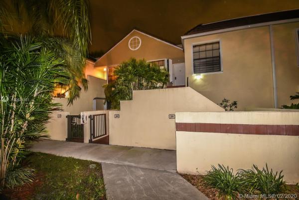 12852 SW 88th Ter #A-104, The Crossings, Florida 33186, image 2
