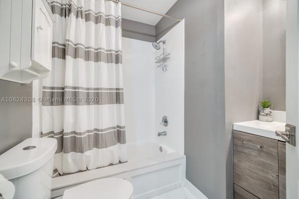 Bridgeport Villas, 14266 SW 125th Ct, Three Lakes, Florida 33186, image 3