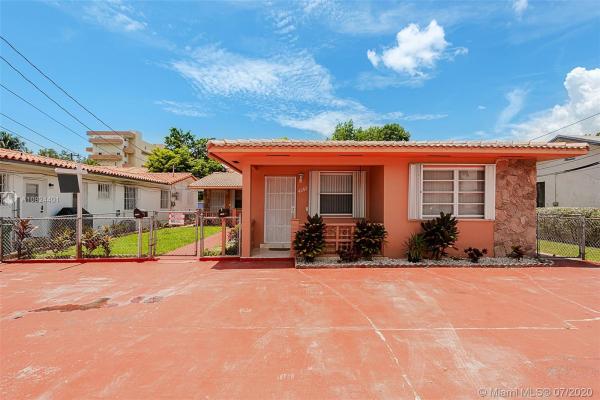 Golf Course Gardens, 4240 NW 5th St, Miami, Florida 33126, image 2