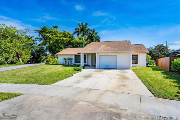 Homestead Lakes Farmlife West, 1759 N Curlew Ln, Homestead, Florida 33035, image 2