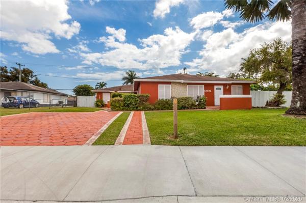 Point Royale, 18785 SW 100th Ave, Cutler Bay, Florida 33157, image 2