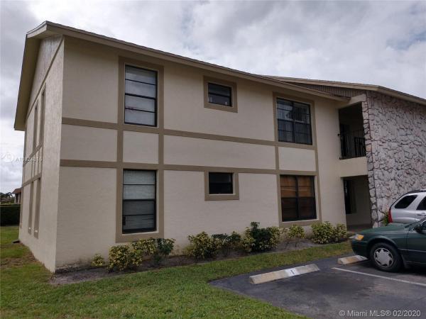 Sherwood Village, 5894 Longbow Ln #4, West Palm Beach, Florida 33415, image 2