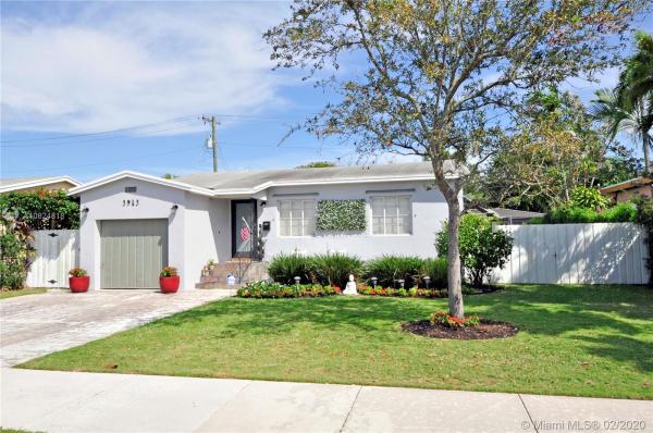 Central Miami, 3943 SW 60th Pl, Coral Terrace, Florida 33155, image 2