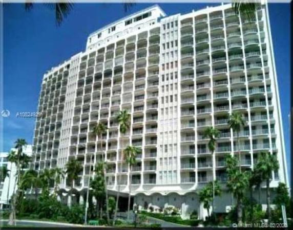 The Carriage House, 5401 Collins Ave #426, Miami Beach, Florida 33140, image 2
