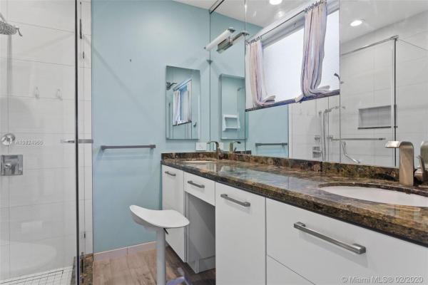 Westbrooke, 1725 SW 97th Pl, University Park, Florida 33165, image 2