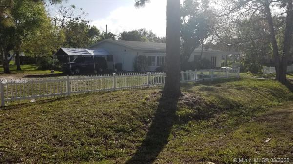 Fort Pierce Residential, 203 Melton Dr, Fort Pierce, Florida 34982, image 2