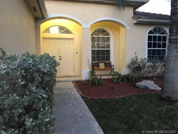 East Lake, 595 SE 28th Ln, Homestead, Florida 33033, image 2