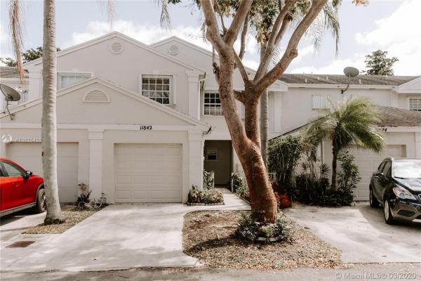 Amaretto, 11842 SW 99th Ln, Kendall, Florida 33186, image 2