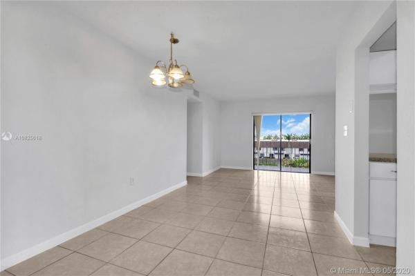 Visions At Fountainbleau Park 1, 8517 NW 7th St #407, Fountainebleau, Florida 33126, image 2