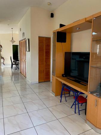 Bel Air, 9814 NW 122nd Ter, Hialeah Gardens, Florida 33018, image 2