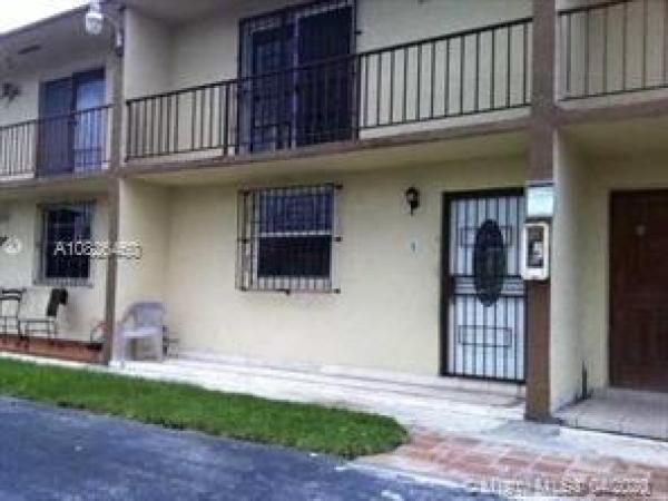Swiss Chalet Townhouse, 10922 SW 3rd St #B5, Sweetwater, Florida 33174, image 2