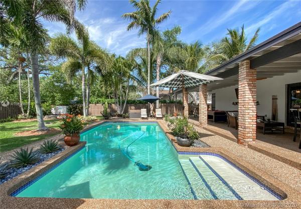 Charlotte Estates, 17142 SW 79TH PL, Palmetto Bay, Florida 33157, image 2