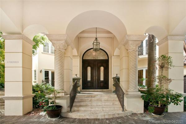 Cocoplum, 272 Veleros Ct, Coral Gables, Florida 33143, image 2