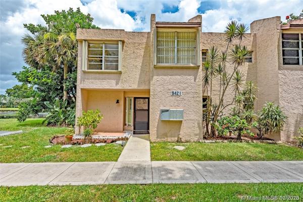 Live Oak Of Pine Island Ridge, 9421 Live Oak Pl #101, Davie, Florida 33324, image 2