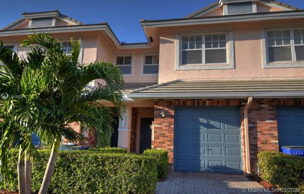 Carriage Homes At Bentley Park, 3329 NW 29th Ct, Lauderdale Lakes, Florida 33311, image 2