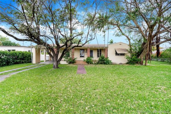 Kent Estates, 631 Wren Ave, Miami Springs, Florida 33166, image 2
