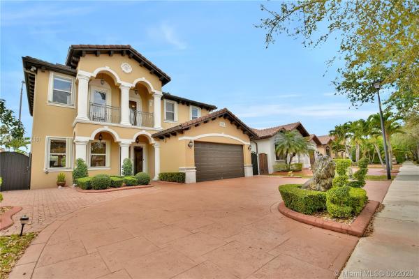 Florinda Estates, 8746 NW 139th St, Miami Lakes, Florida 33018, image 2