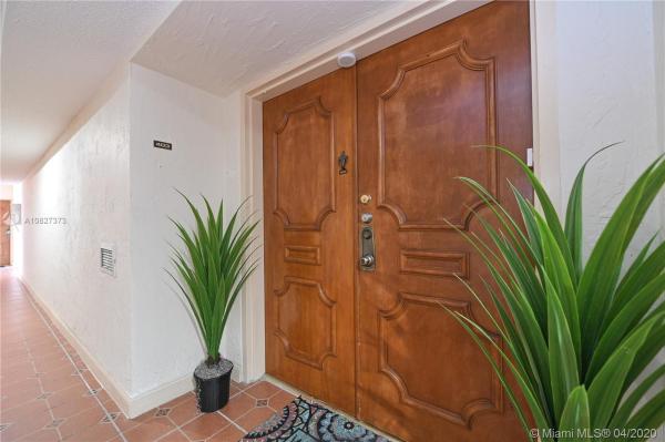 Peninsula At International Gardens, 1300 SW 122nd Ave #403-2, Tamiami, Florida 33184, image 2