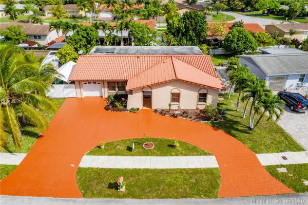 Winston Park, Kendale Lakes, Florida 33183, image 2