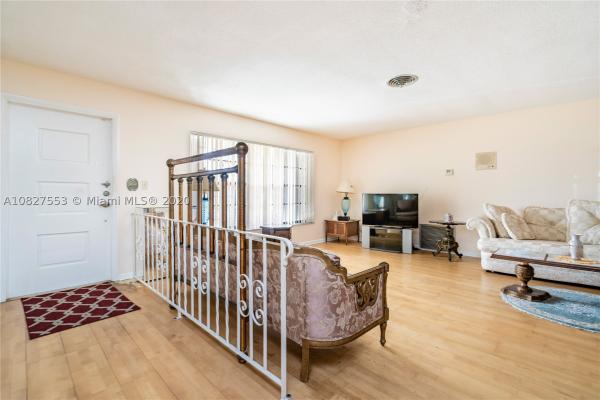 North Dade Country Club Village, 871 NW 207th St, Miami Gardens, Florida 33169, image 1