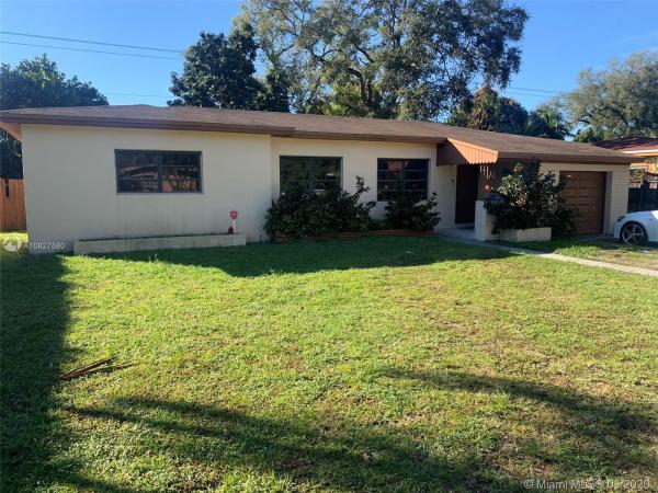 Pleasant Village, 650 NE 160th St, Golden Glades, Florida 33162, image 2