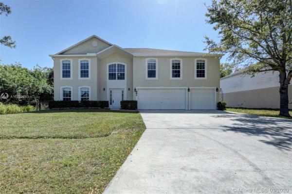 882 SW Abingdon Ave, Florida 34953, image 2